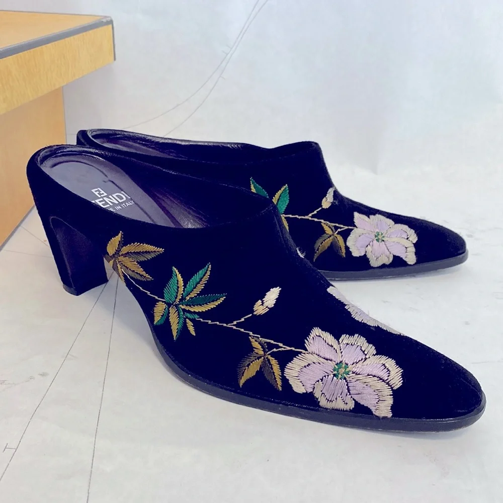 Fendi shoes - Picture 3 of 8